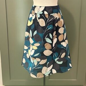 Ann Taylor Multicolor Leaf Print A-Line Skirt
